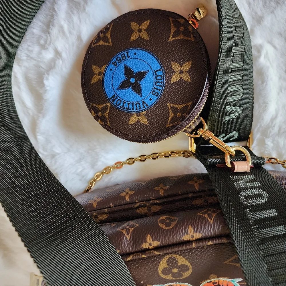 🎁SALE🎁LV world tour multipochette - Picture 14 of 14